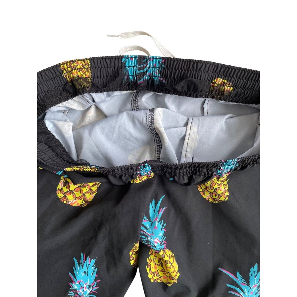 Chubbies Pineapple Swim Trunks Men's Large 7.5" inseam - Picture 9 of 11